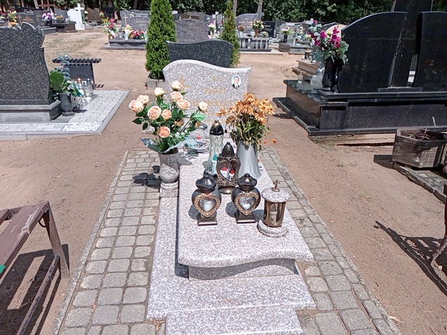 Grób Paweł Chamerliński